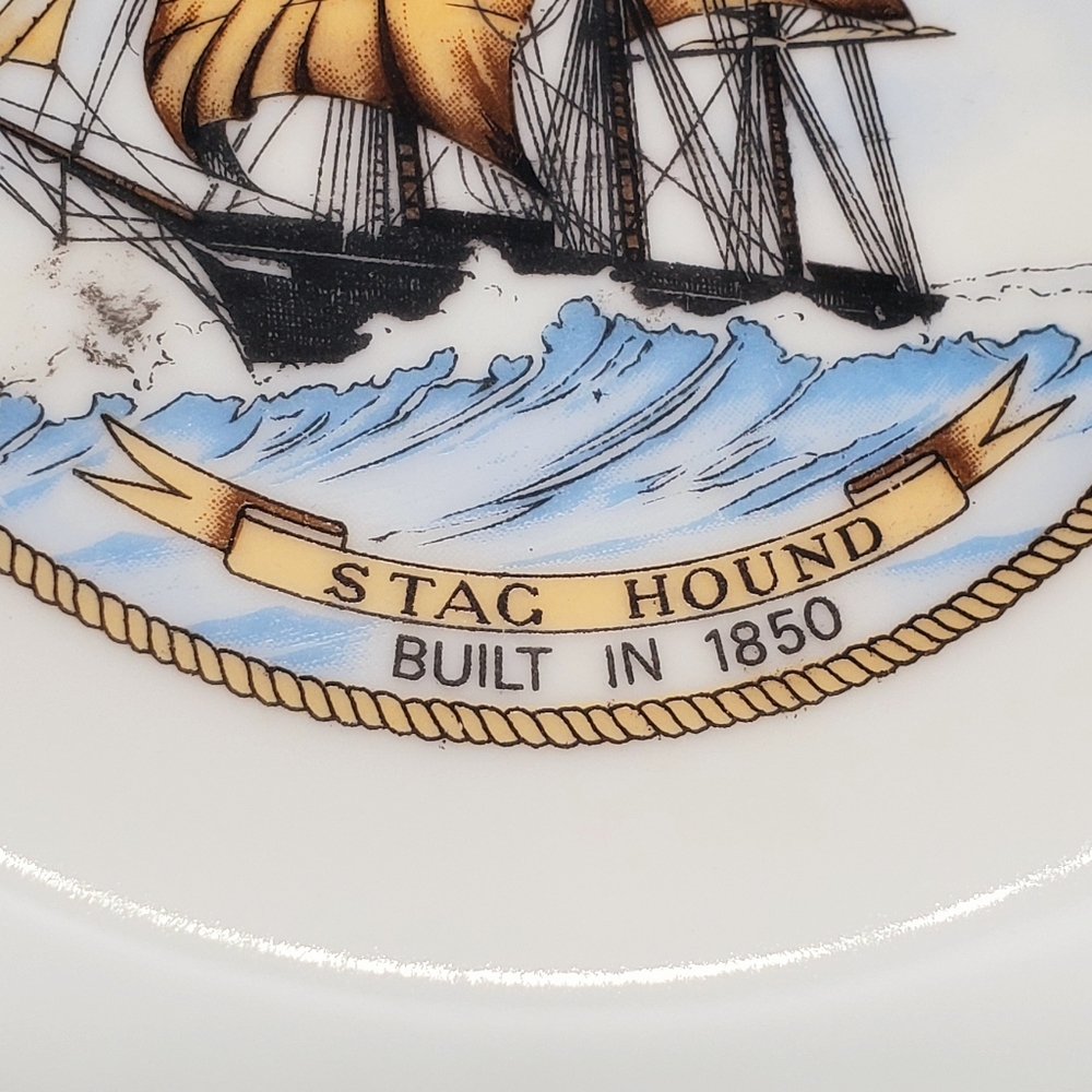 VINTAGE Commemorative plate 'Stag Hound' wall decor souvenir ship at sea - Picture 3 of 5